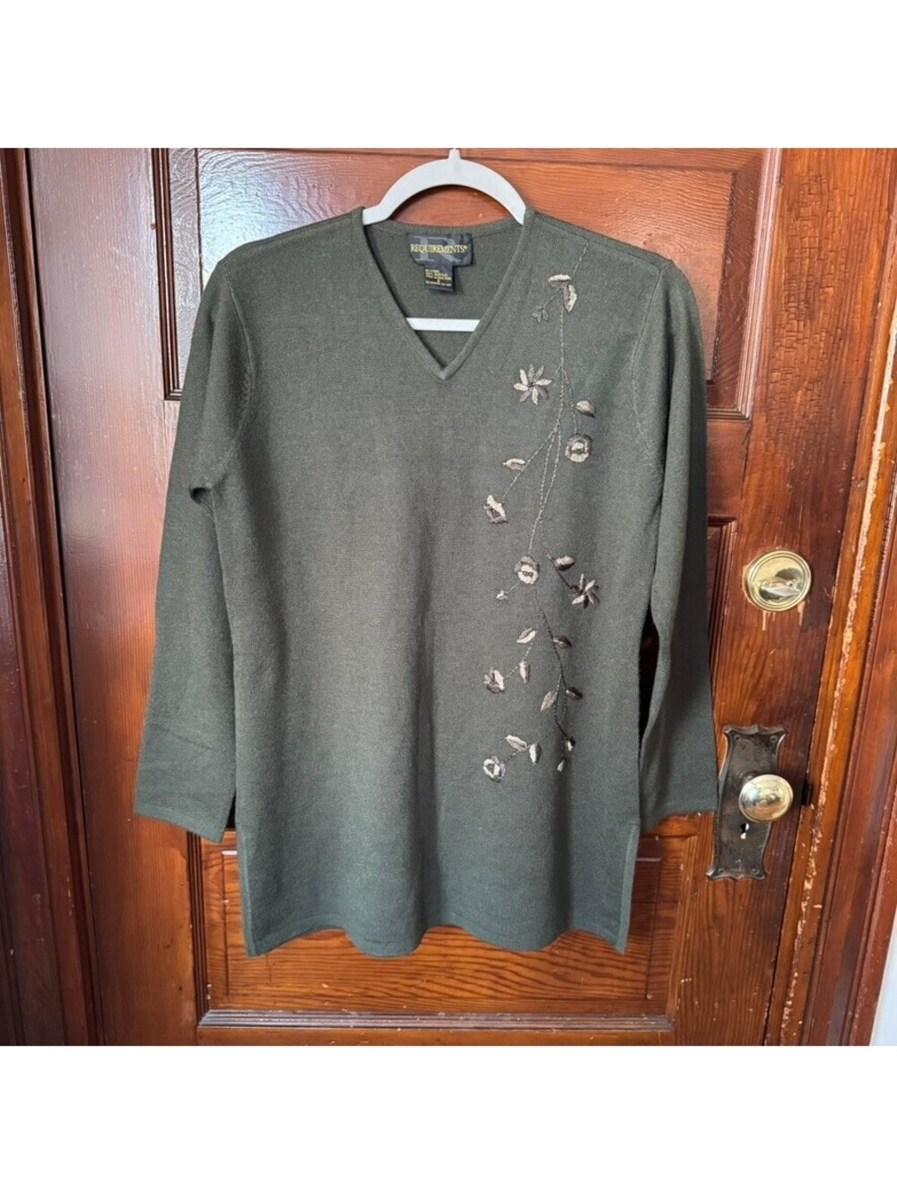 VTG 90s Olive Cottagecore Green Floral Embroidery & Beaded V-neck Knit Sweater